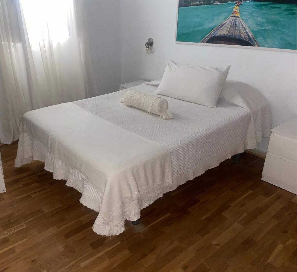 Duplex Ancha Con Wifi Y Parking Apartment Jerez de la Frontera Exterior photo